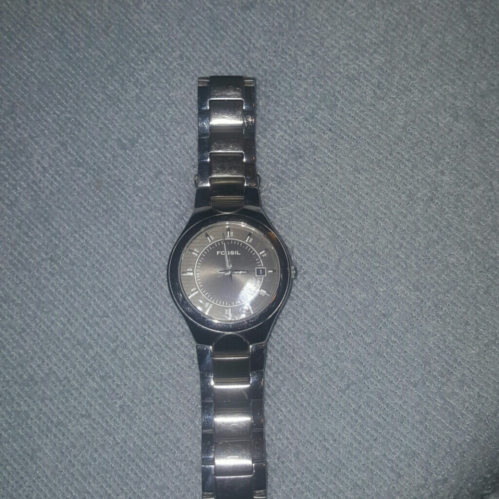 - FOSSIL WATCH